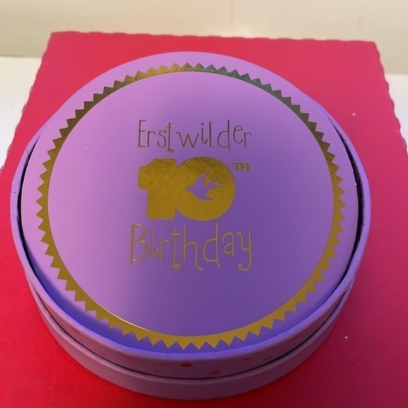 Nwt/nib Erstwilder 10th Anniversary Cleocatra Brooch - Picture 4 of 6